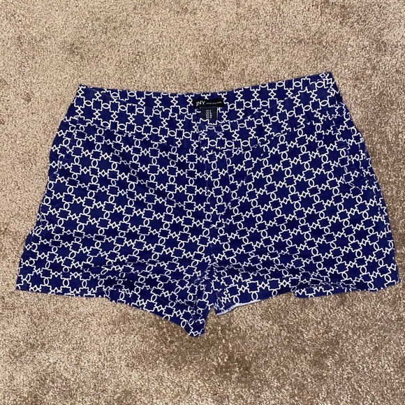 Jones New York Pants - Shorts